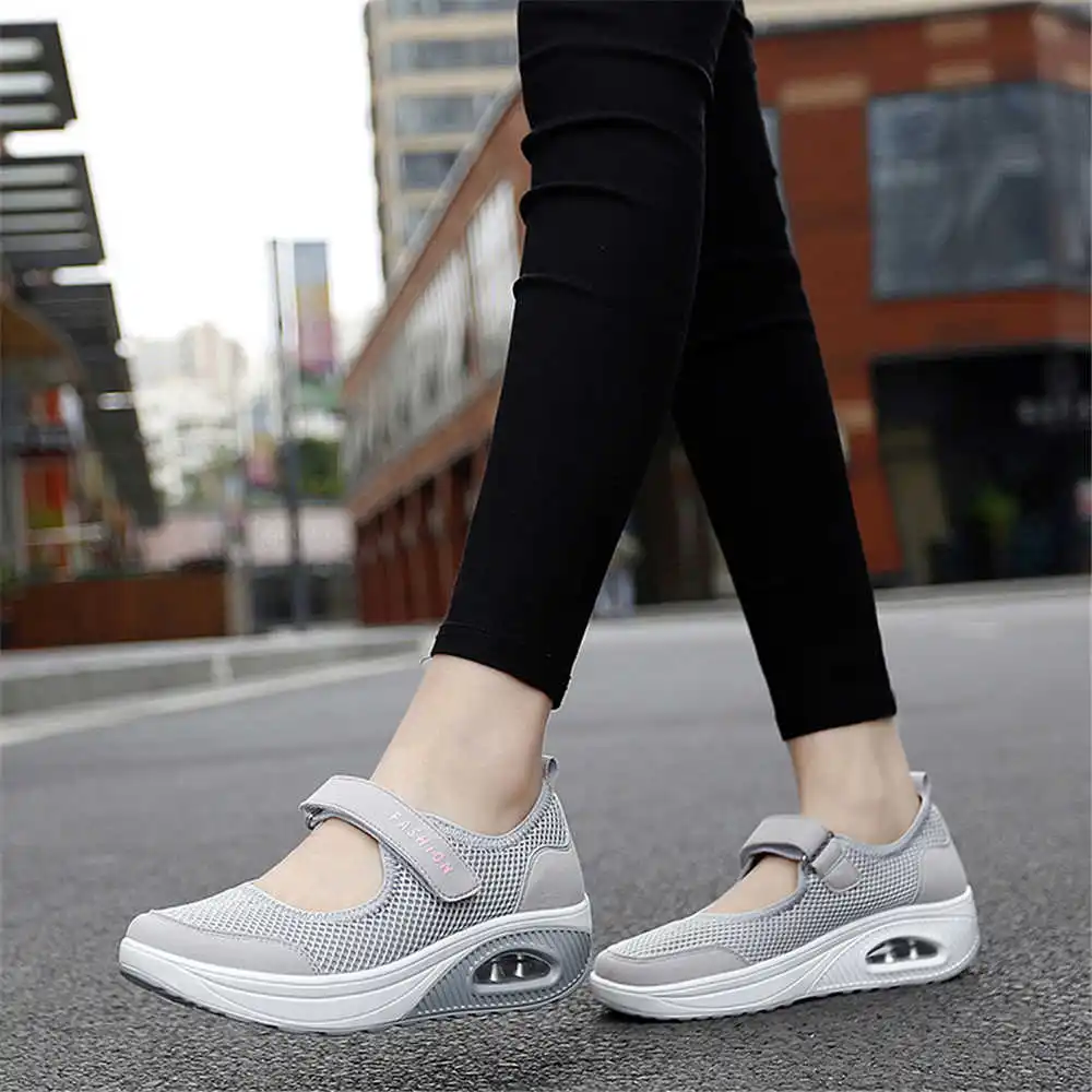 Men'S Grooming Products Kit - 36-41 Demi-season Colored Sneakers Walking Skates